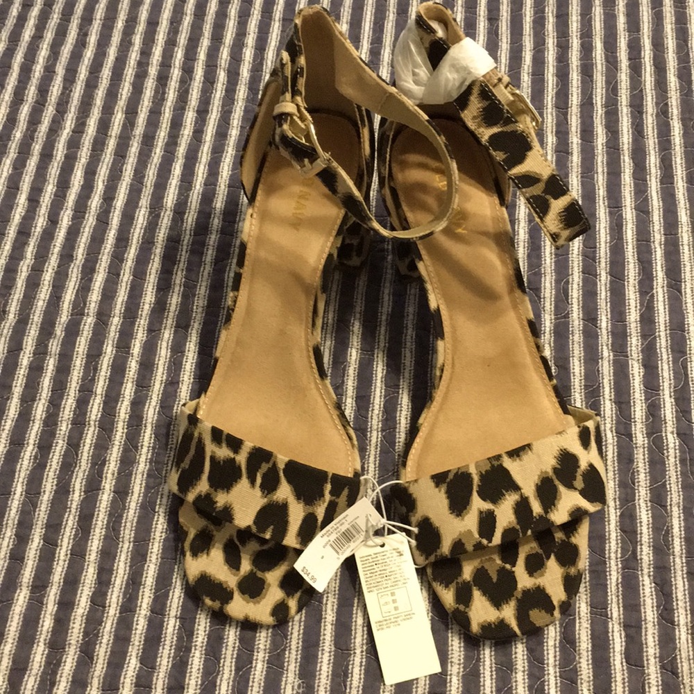 OLDNAVY -Leopard heeled shoes, brand new!